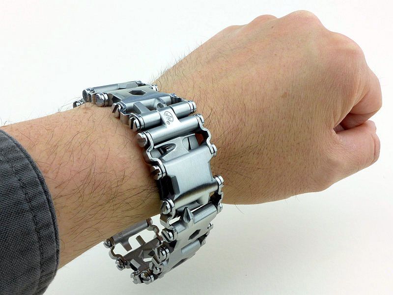 Review Leatherman TREAD wearable MultiTool (29 tools)